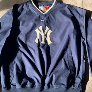 Yankees Pull Over Jacket Size M